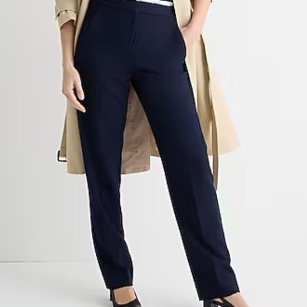 J Crew Kate straight-leg pant in four-season stretch (Size 6)